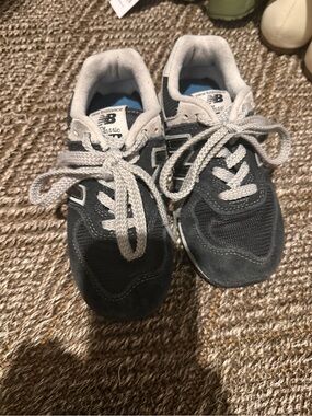 New Balance Kids Navy and Gray Lace-Up Sneakers